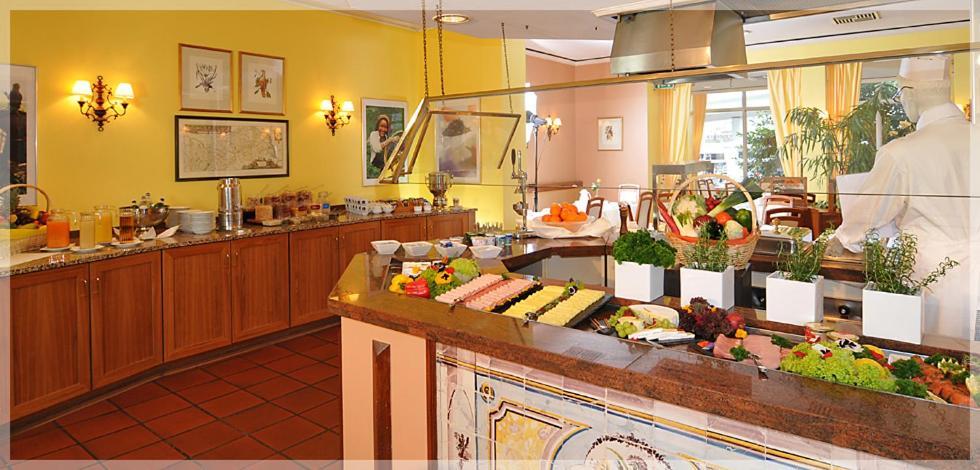 Leoso Hotel Ludwigshafen Bagian luar foto